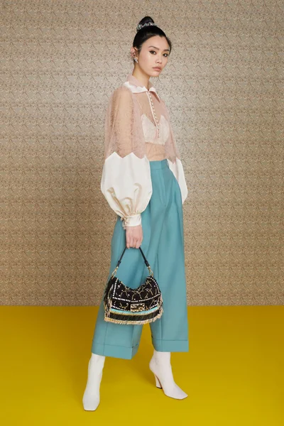 Look 46